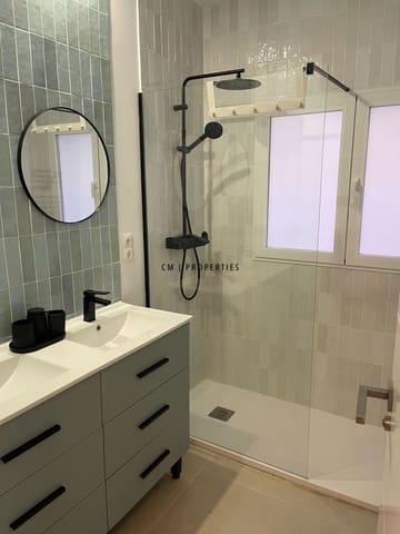 Piso de 2 habitaciones en Poblats Maritims, València ciudad en alquiler - 2.000 € (Ref: 9873822)