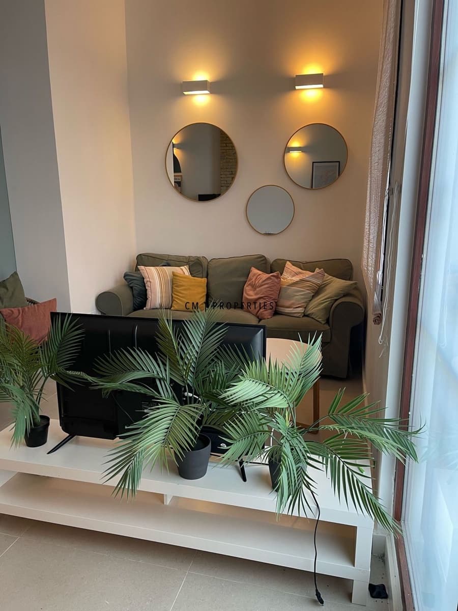 Piso de 2 habitaciones en València ciudad en alquiler - 2.000 € (Ref: 9873822)