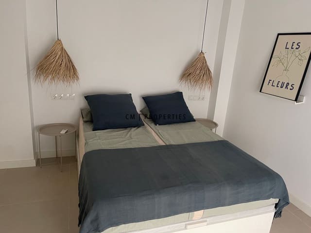 Piso de 2 habitaciones en Poblats Maritims, València ciudad en alquiler - 2.000 € (Ref: 9873822)