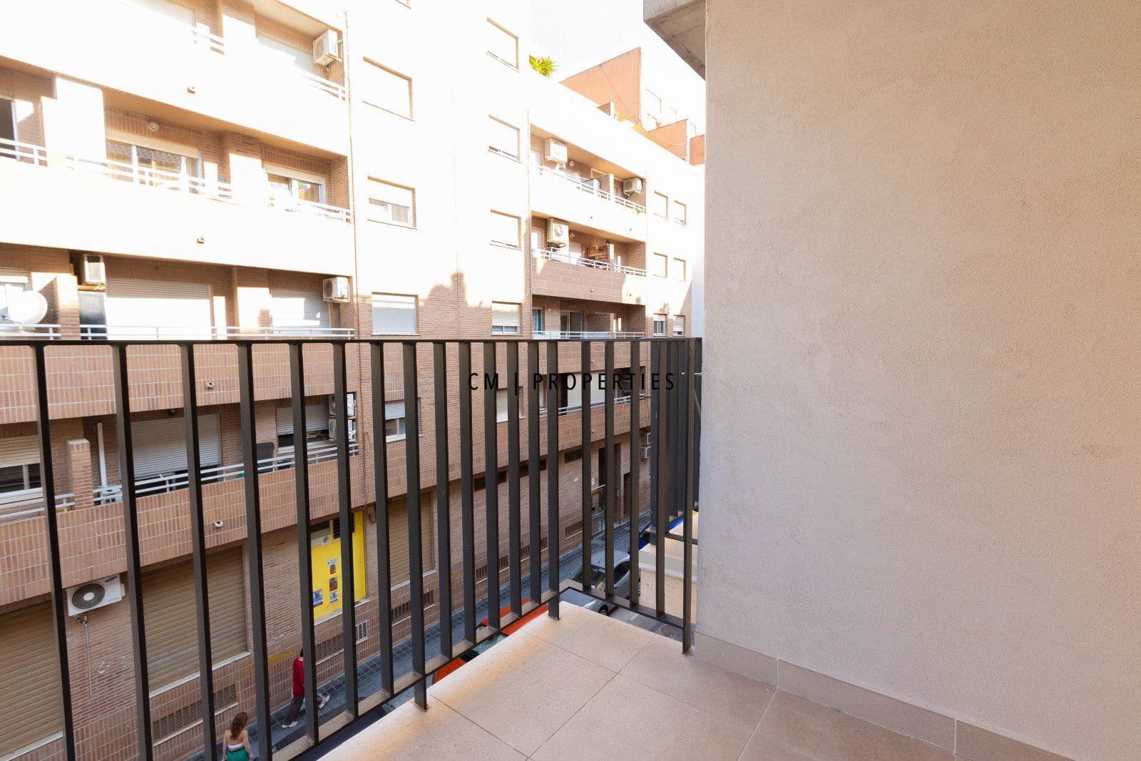 Piso de 3 habitaciones en València ciudad en alquiler - 2.100 € (Ref: 9874182)