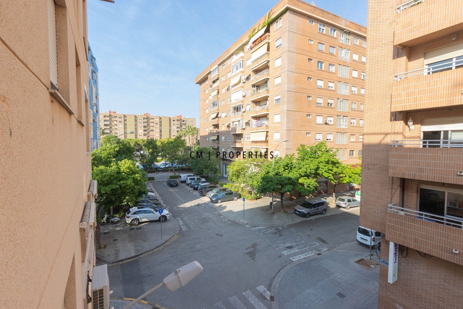 Piso de 3 habitaciones en València ciudad en alquiler - 2.100 € (Ref: 9874182)