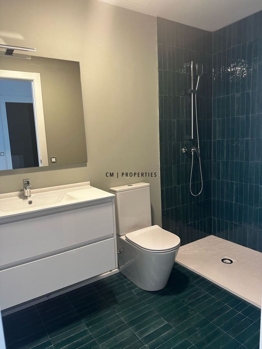 3 soveværelse Lejlighed til leje i Moncada - € 1.450 (Ref: 9874382)
