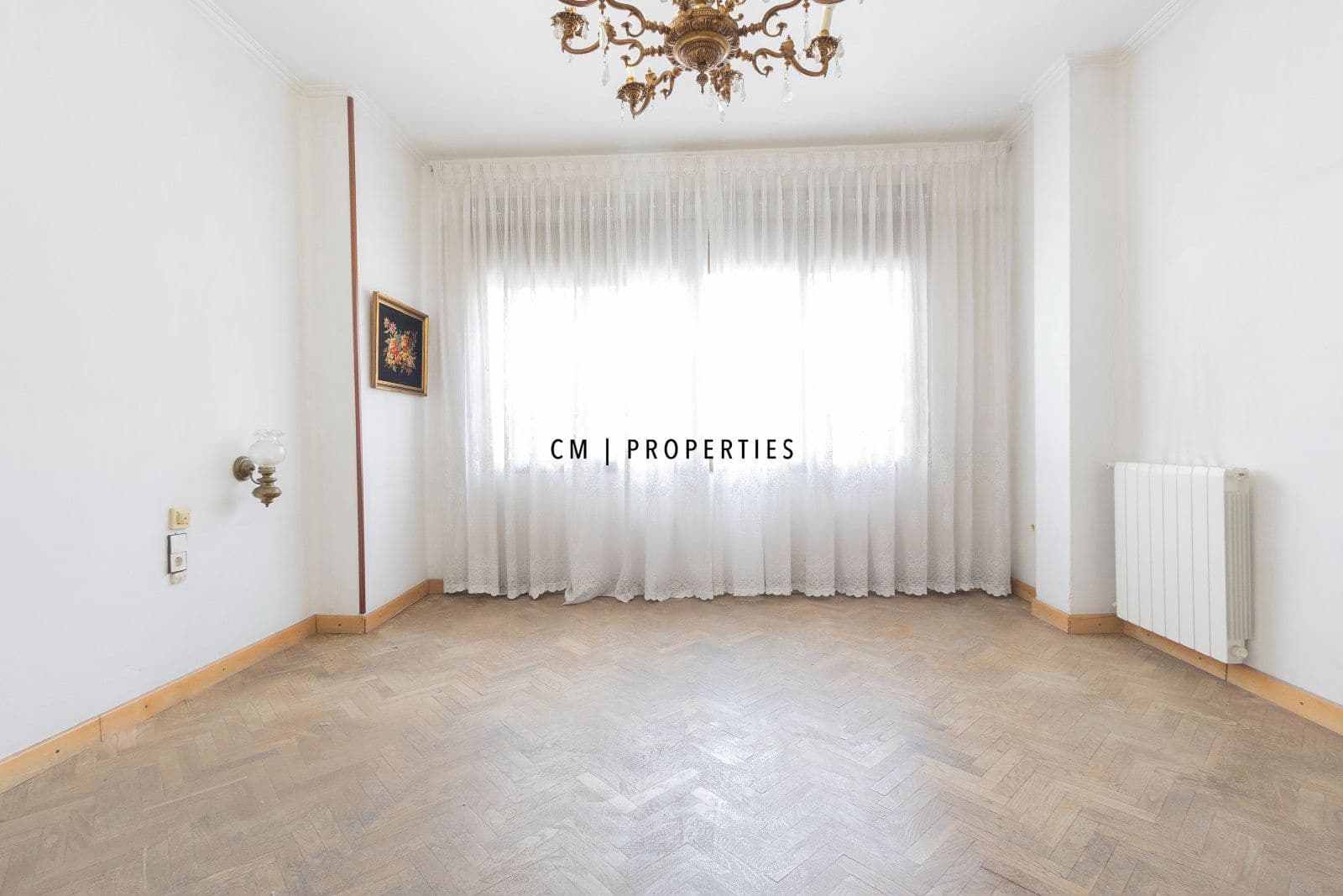 Piso de 4 habitaciones en València ciudad en venta - 480.000 € (Ref: 9876864)