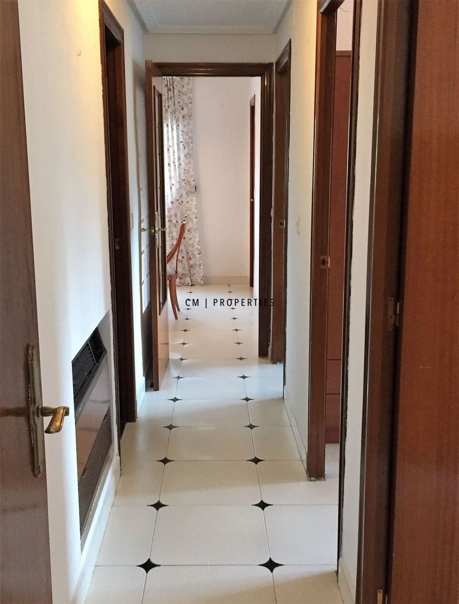 3 bedroom Flat for rent in Valencia city - € 1,700 (Ref: 9877115)