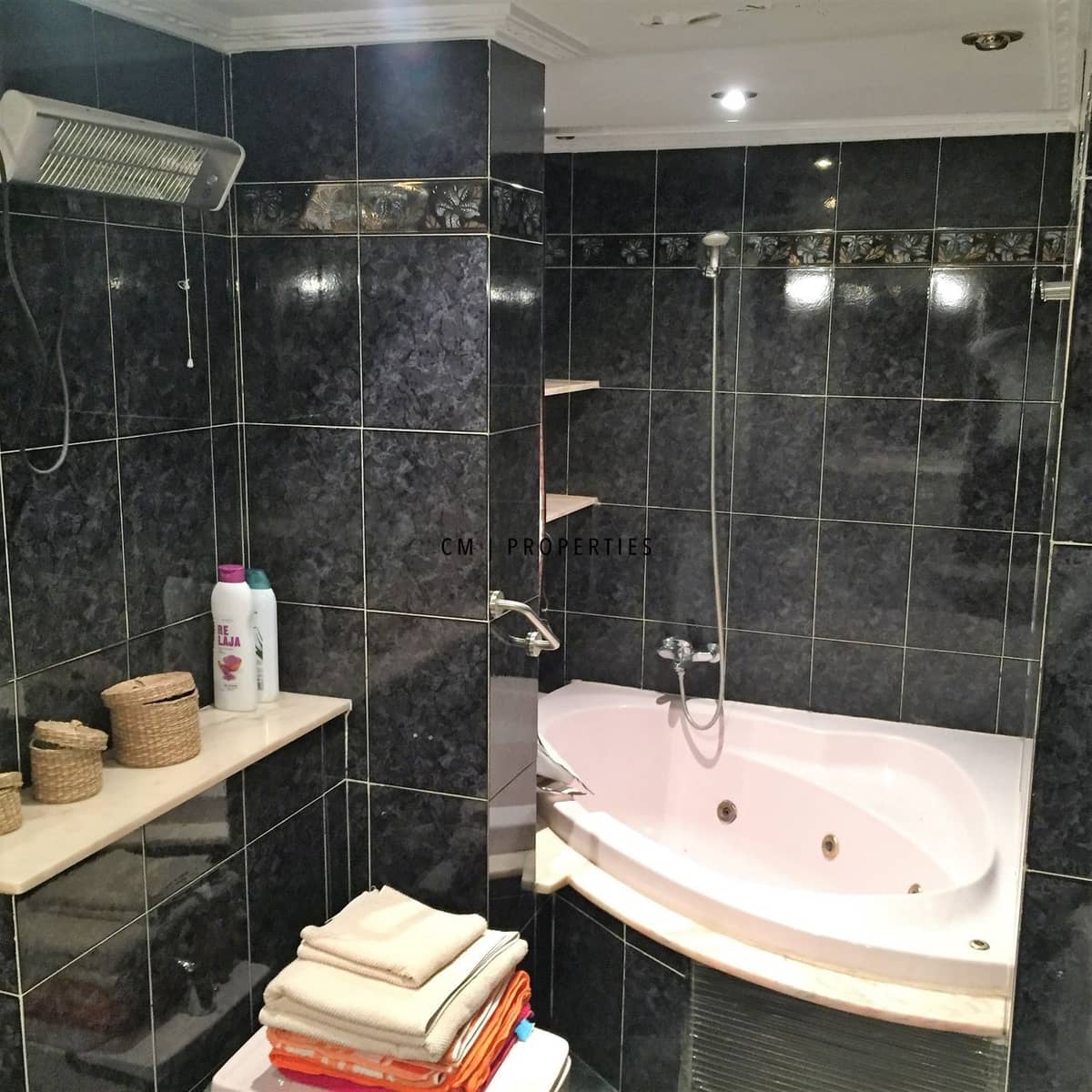 3 bedroom Flat for rent in Valencia city - € 1,700 (Ref: 9877115)