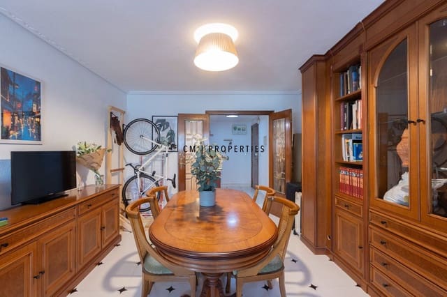 3 quarto Apartamento para arrendar em El Pla del Real, Valência cidade - 1 700 € (Ref: 9877115)
