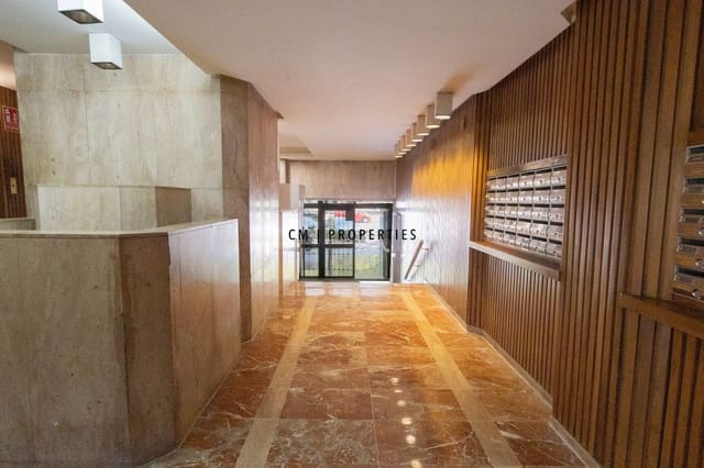 3 quarto Apartamento para arrendar em El Pla del Real, Valência cidade - 1 700 € (Ref: 9877115)