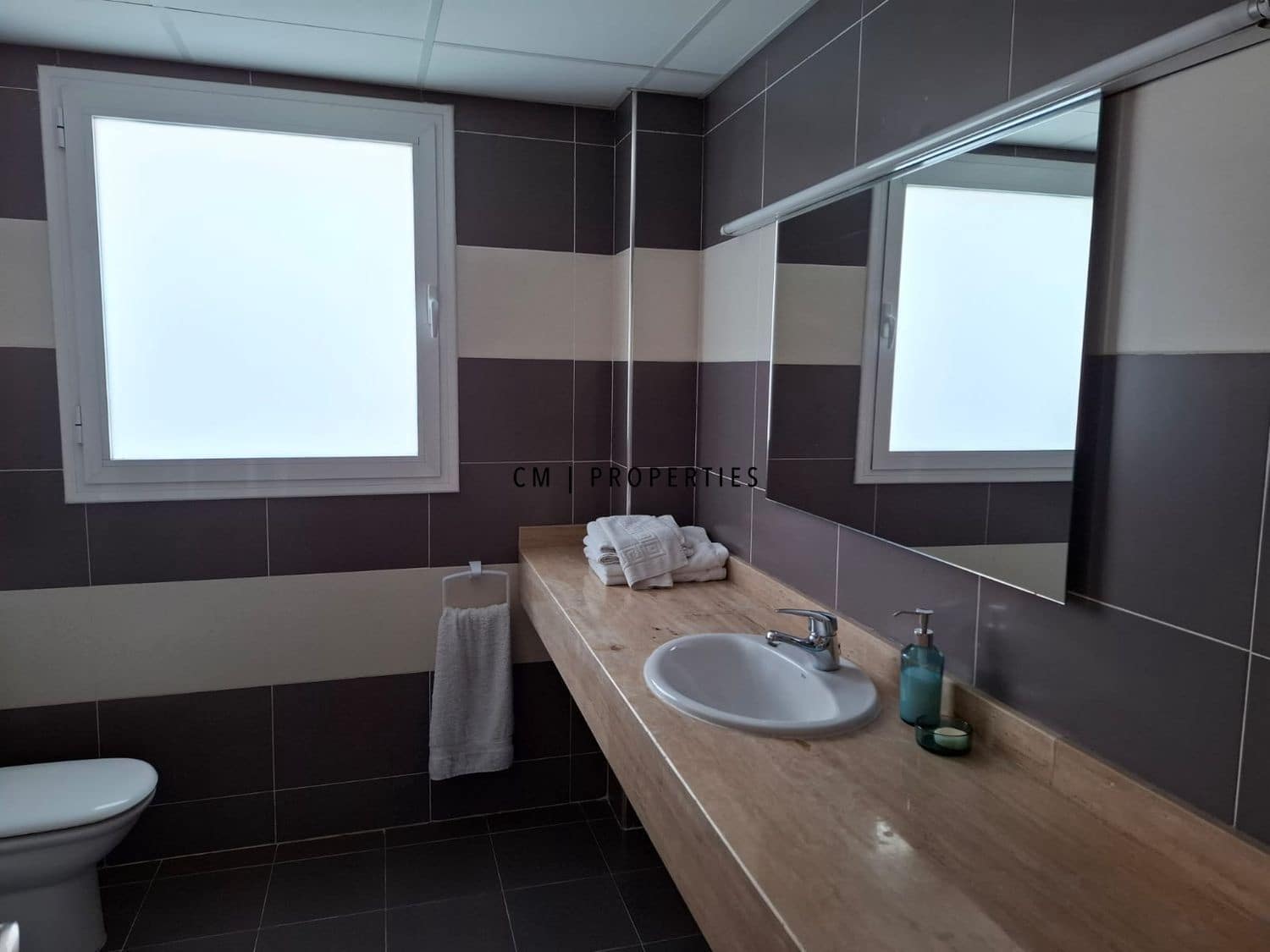 3 bedroom Villa for rent in Chiva with pool garage - € 2,495 (Ref: 9877233)