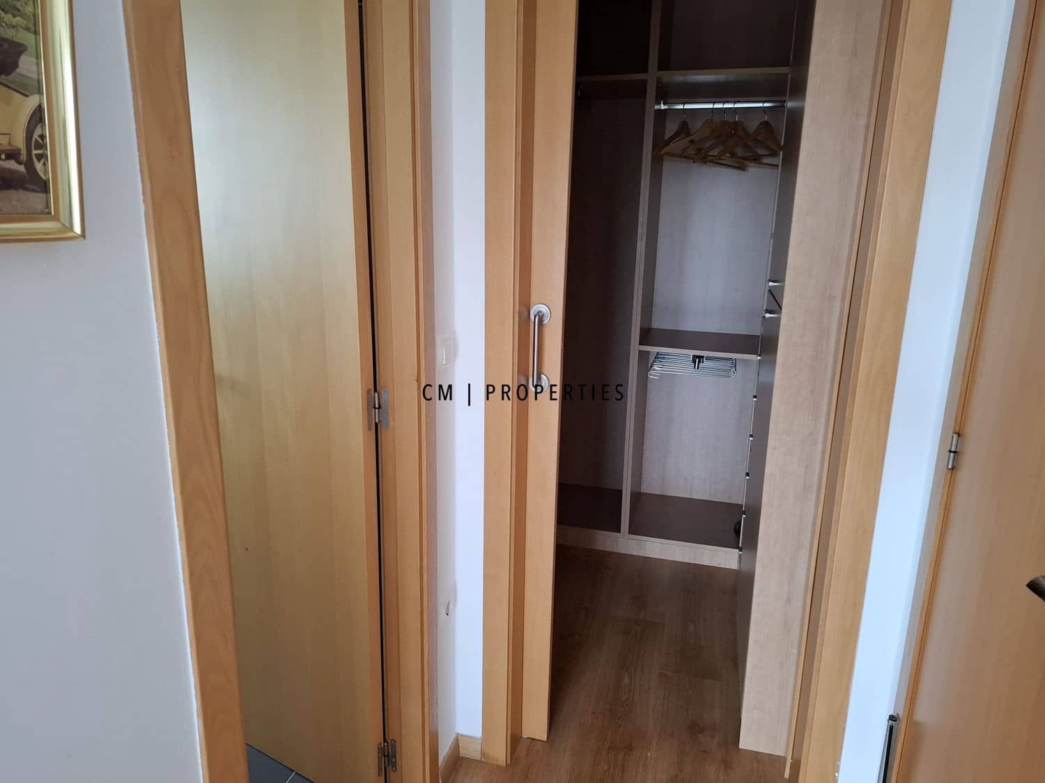 3 bedroom Villa for rent in Chiva with pool garage - € 2,495 (Ref: 9877233)
