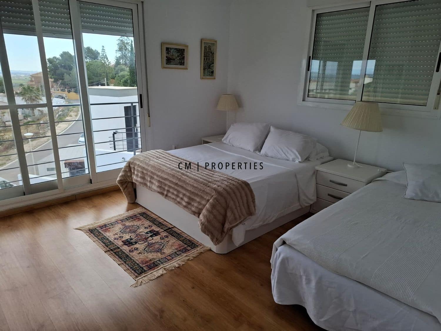 3 bedroom Villa for rent in Chiva with pool garage - € 2,495 (Ref: 9877233)
