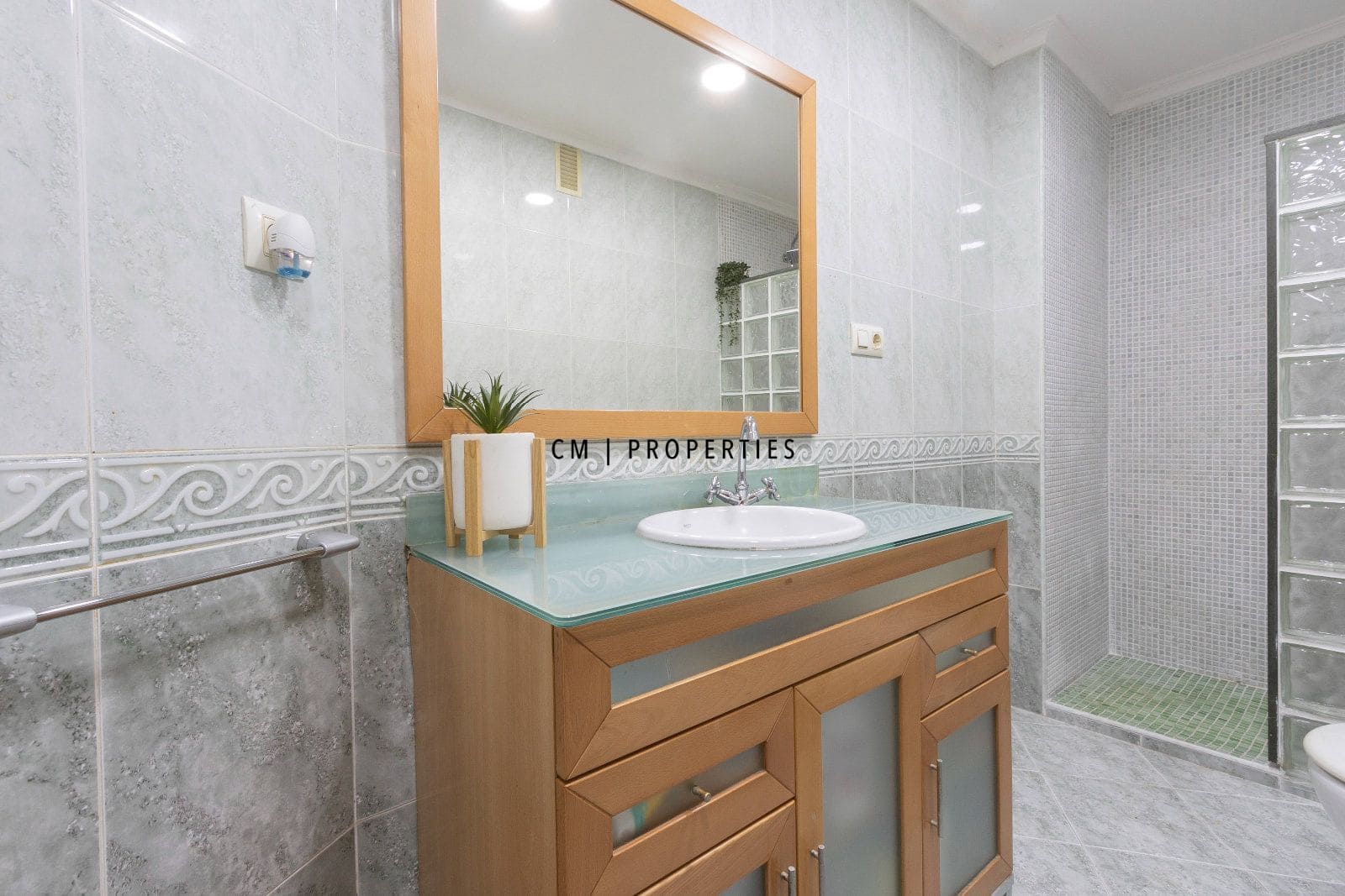 3 sypialnia Mieszkanie na sprzedaż w Miasto Walencja - 330 000 € (Ref: 9879494)