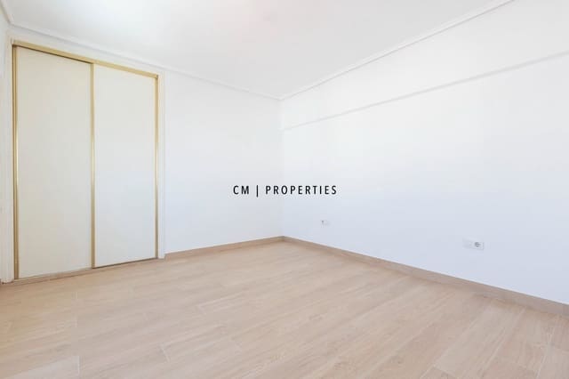 3 soveværelse Lejlighed til leje i Valencia by - € 1.500 (Ref: 9879719)