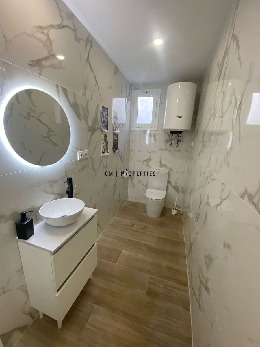 2 soverom Penthouse til leie i Paiporta - € 1 200 (Ref: 9879877)