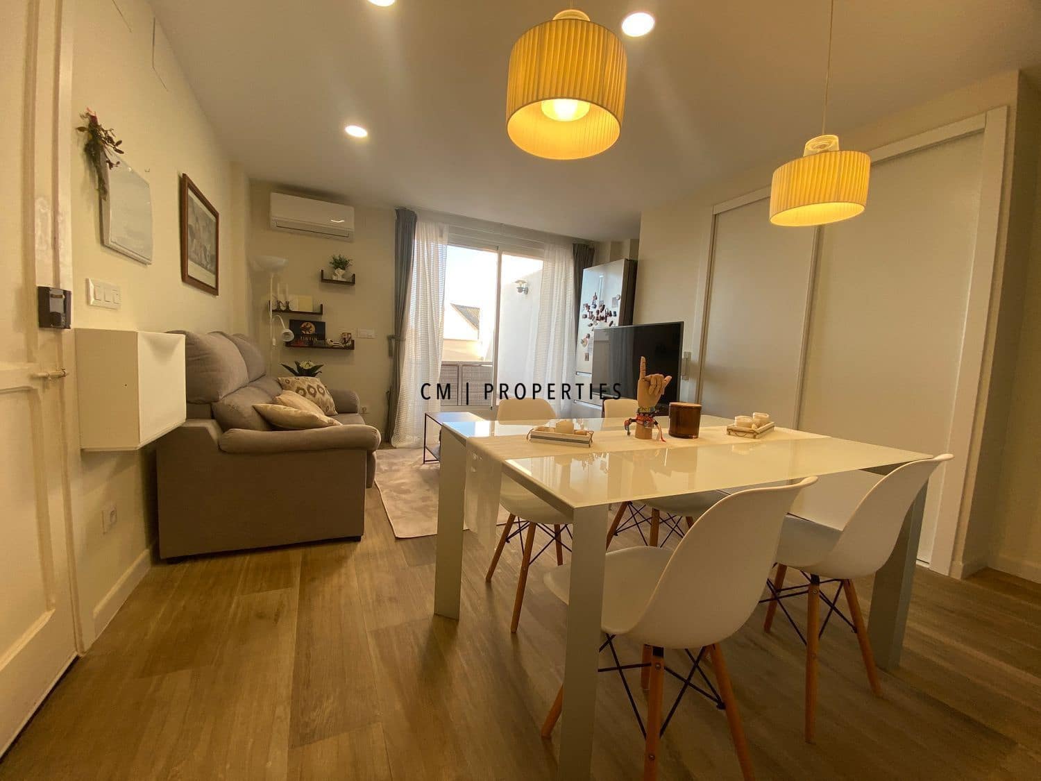 2 soverom Penthouse til leie i Paiporta - € 1 200 (Ref: 9879877)