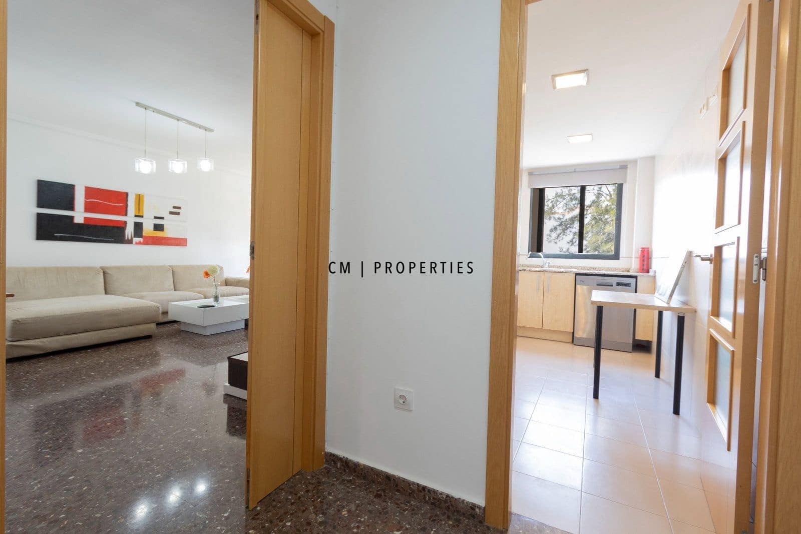 Appartement de 2 chambres à louer à Riba-roja de Turia avec garage - 1 100 € (Ref: 9882597)