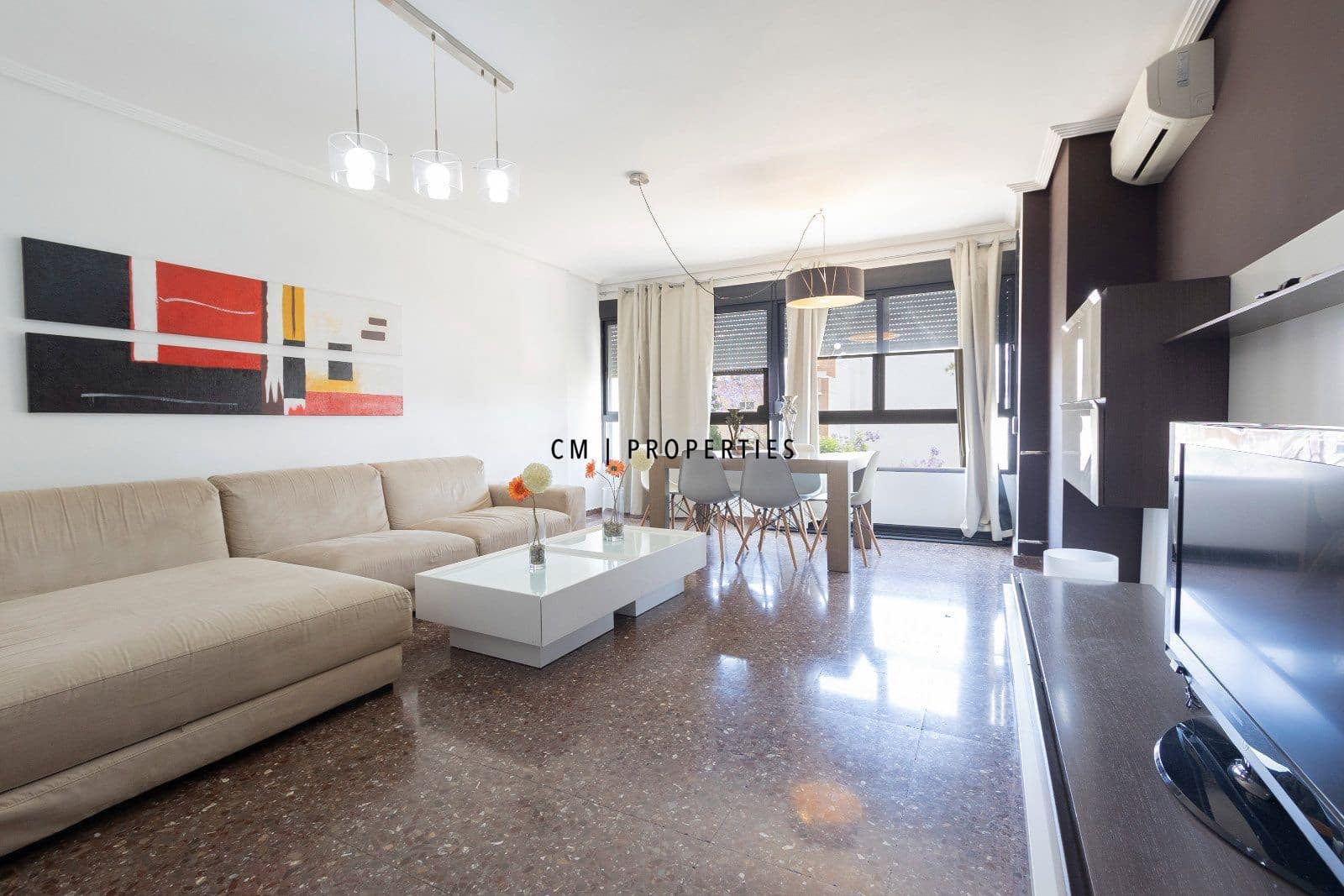 Appartement de 2 chambres à louer à Riba-roja de Turia avec garage - 1 100 € (Ref: 9882597)
