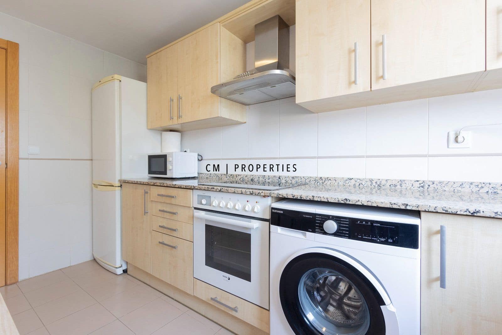 Appartement de 2 chambres à louer à Riba-roja de Turia avec garage - 1 100 € (Ref: 9882597)