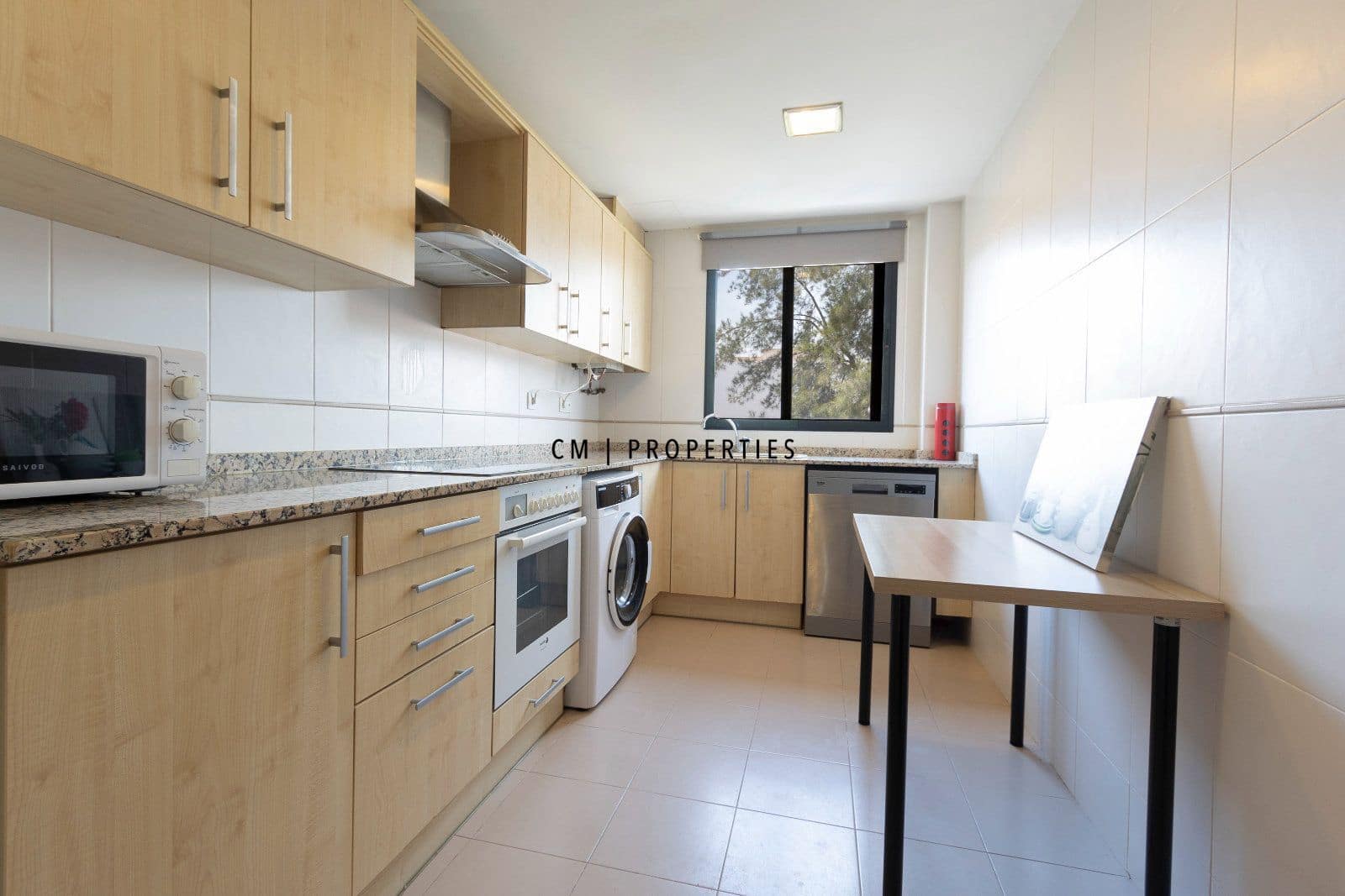 Appartement de 2 chambres à louer à Riba-roja de Turia avec garage - 1 100 € (Ref: 9882597)