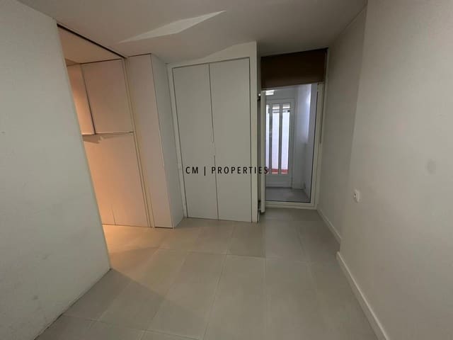 2 sypialnia Mieszkanie do wynajęcia w Miasto Walencja - 1 450 € (Ref: 9883883)