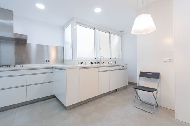 3 slaapkamer Flat te huur in El Pla del Real, Valencia stad met garage - € 2.000 (Ref: 9889284)