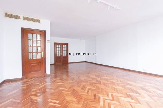 3 slaapkamer Flat te huur in El Pla del Real, Valencia stad met garage - € 2.000 (Ref: 9889284)