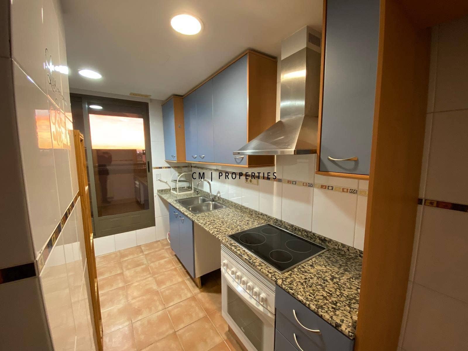 Ático de 2 habitaciones en València ciudad en alquiler con piscina garaje - 2.000 € (Ref: 9889285)