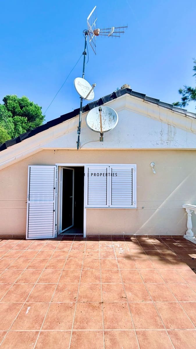 3 sovrum Villa till salu i Torrent med pool garage - 420 000 € (Ref: 9889368)