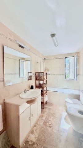 3 soveværelse Villa til salg i Torrent med swimmingpool garage - € 420.000 (Ref: 9889368)