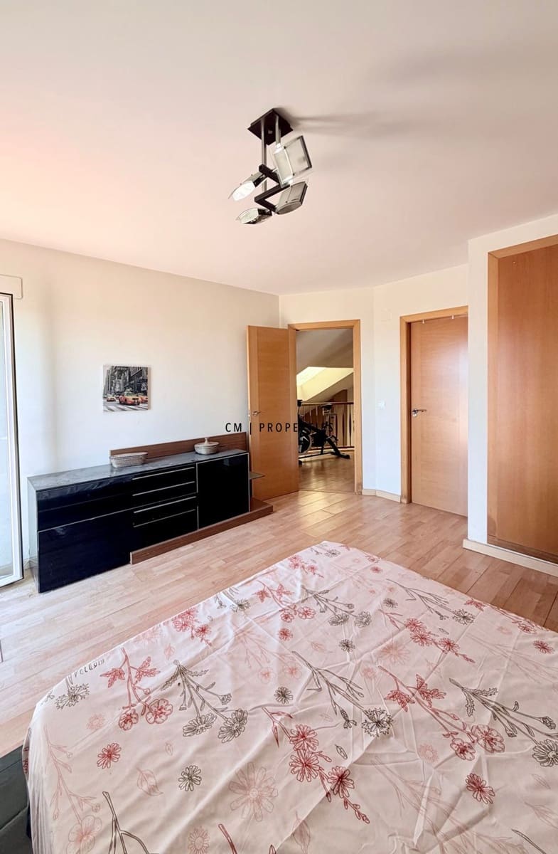 3 sovrum Villa till salu i Torrent med pool garage - 420 000 € (Ref: 9889368)