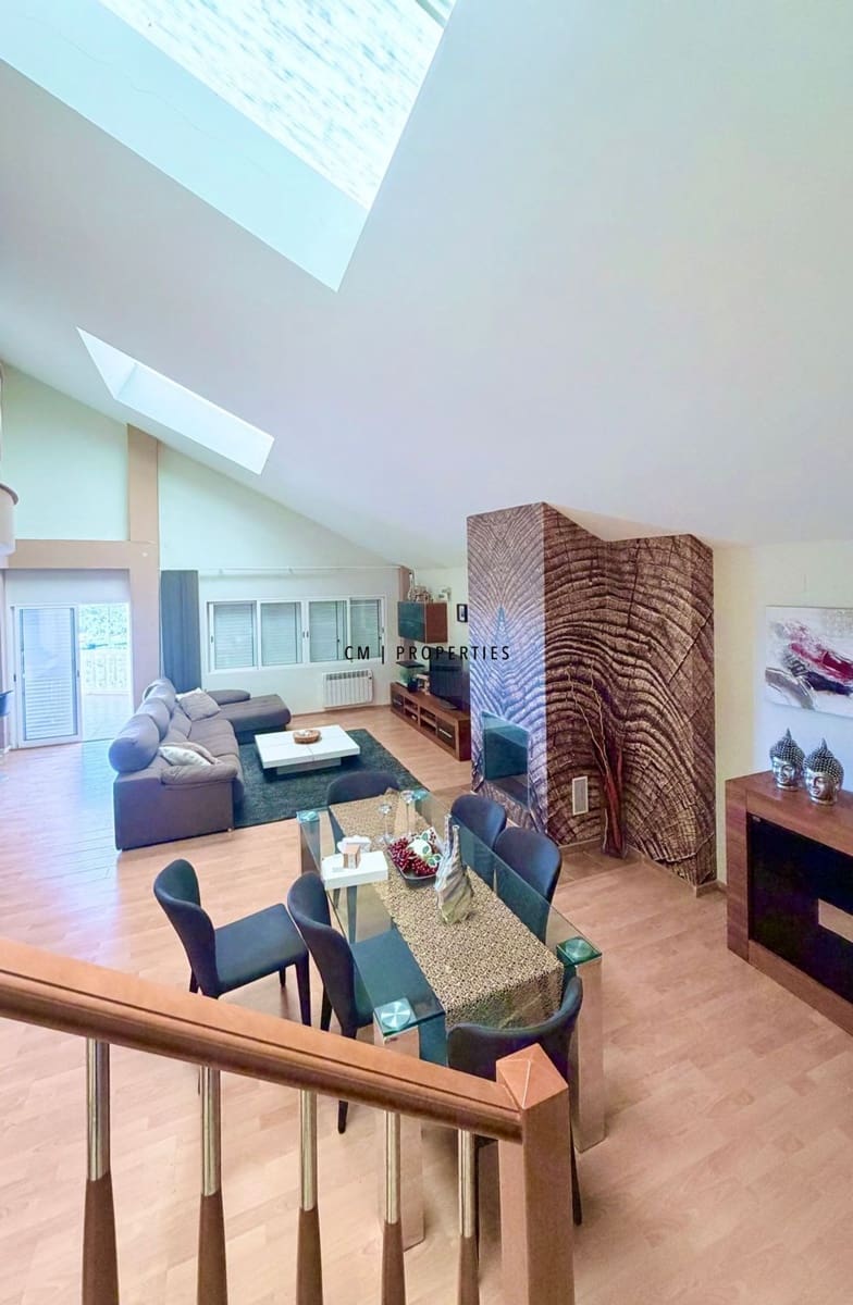 3 sovrum Villa till salu i Torrent med pool garage - 420 000 € (Ref: 9889368)
