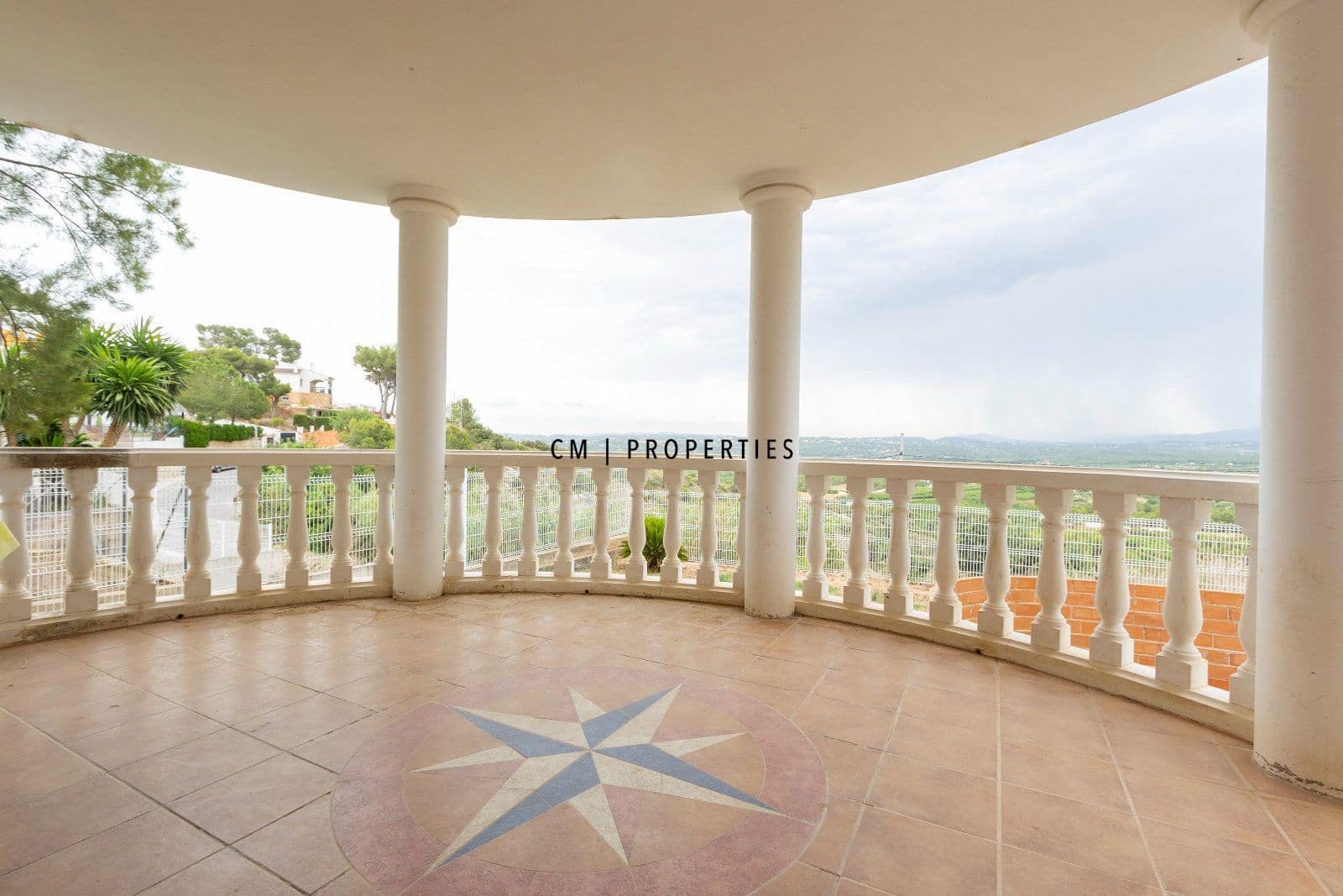 3 bedroom Villa for sale in Torrent with garage - € 420,000 (Ref: 9889368)