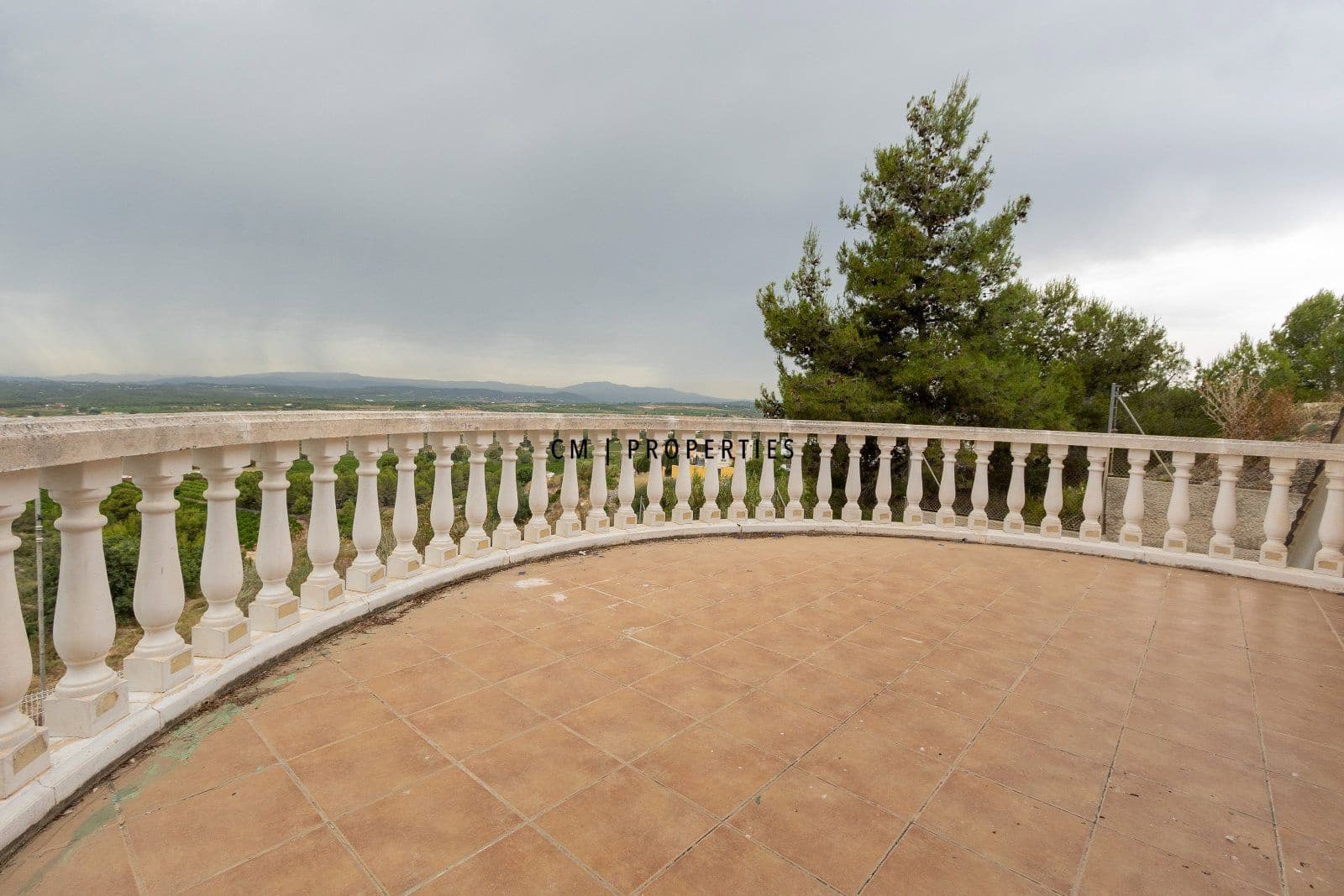3 bedroom Villa for sale in Torrent with garage - € 420,000 (Ref: 9889368)