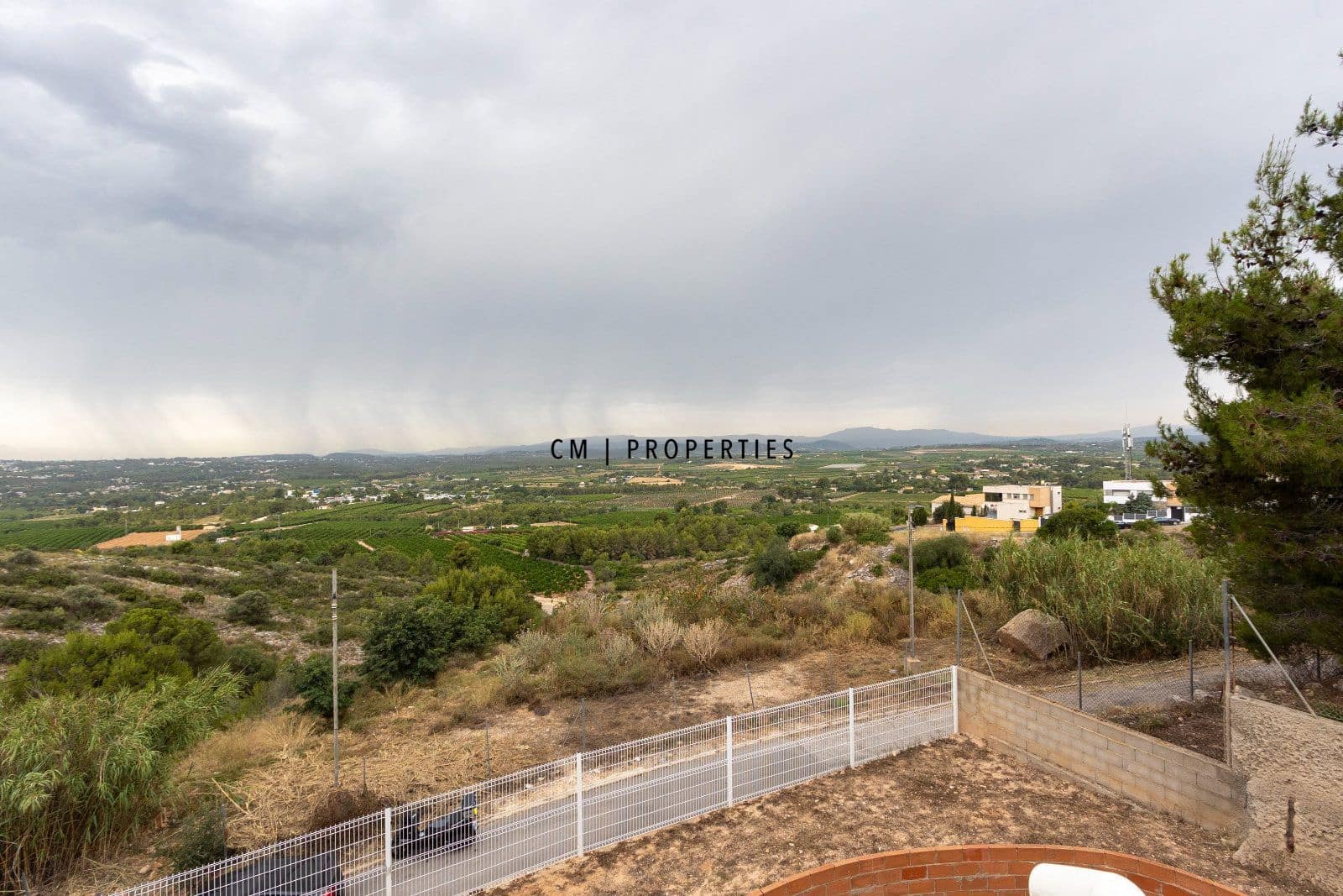 3 bedroom Villa for sale in Torrent with garage - € 420,000 (Ref: 9889368)