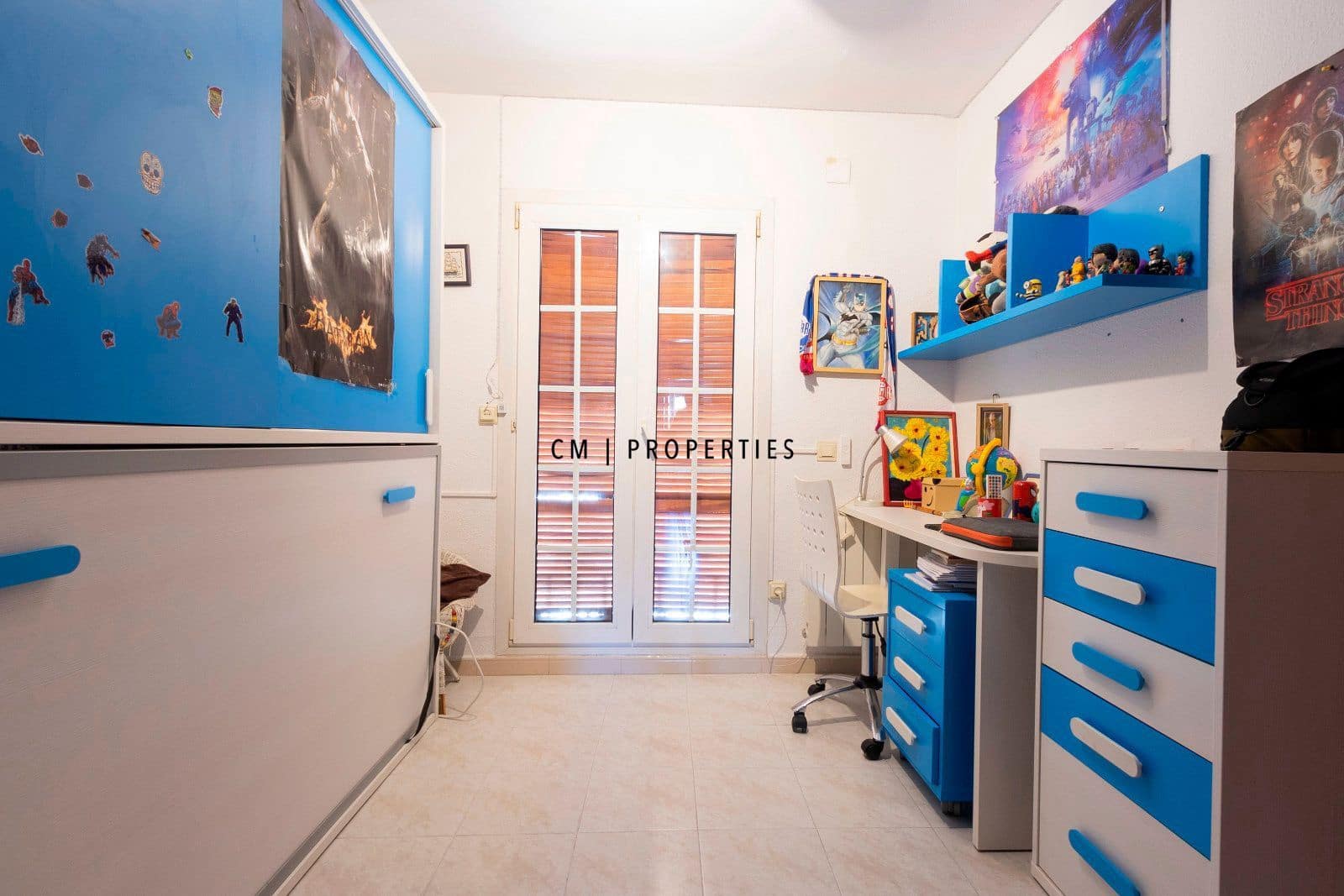 5 bedroom Townhouse for rent in La Canada with pool garage - € 2,700 (Ref: 9889437)