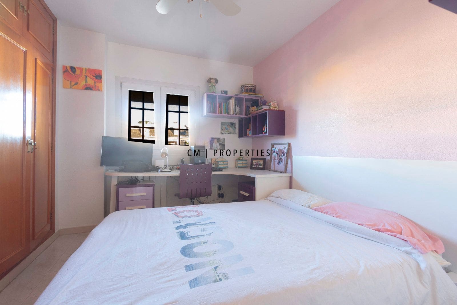 5 bedroom Townhouse for rent in La Canada with pool garage - € 2,700 (Ref: 9889437)