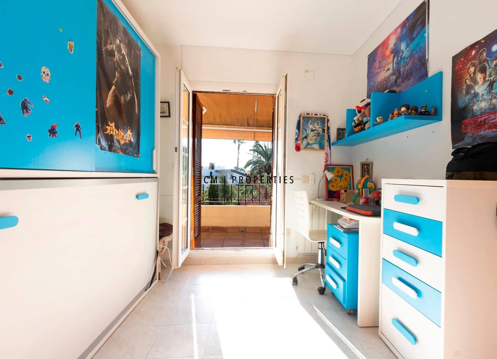 5 bedroom Townhouse for rent in La Canada with pool garage - € 2,700 (Ref: 9889437)