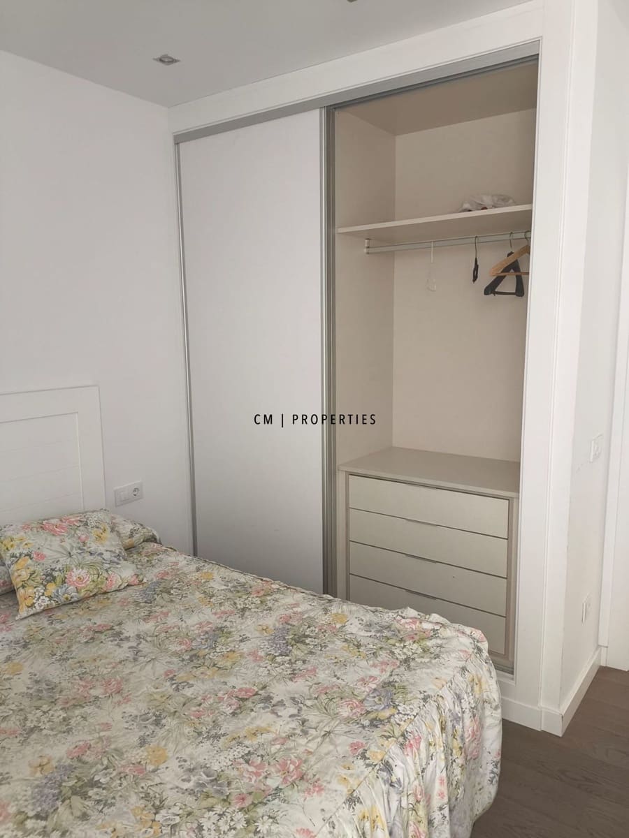 3 bedroom Flat for rent in Valencia city - € 2,500 (Ref: 9891049)
