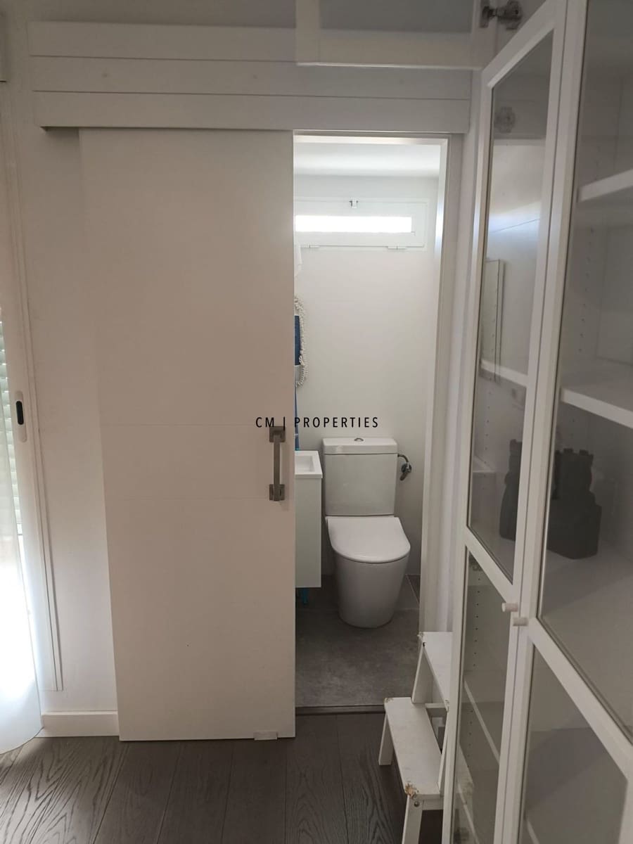 3 bedroom Flat for rent in Valencia city - € 2,500 (Ref: 9891049)