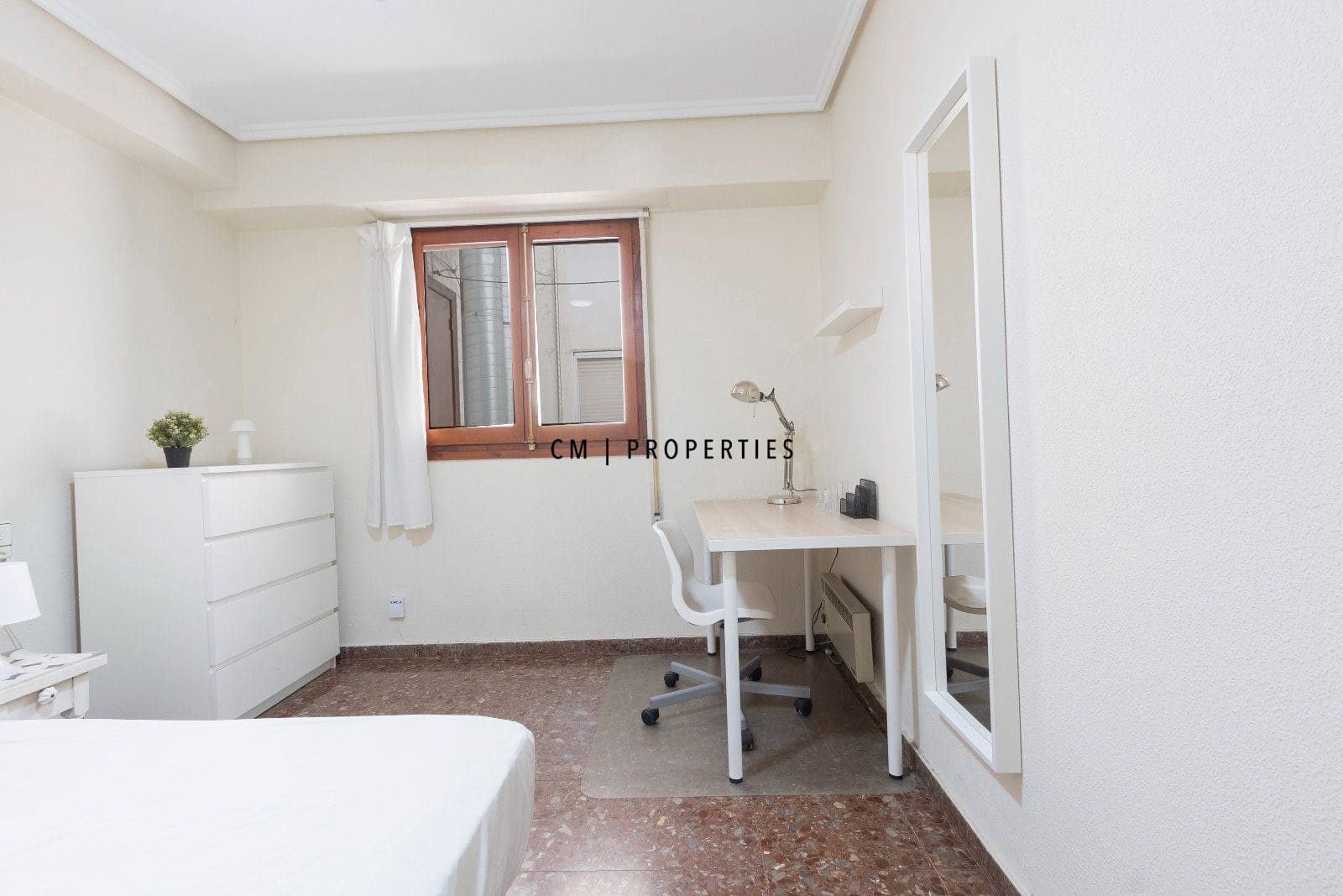 3 Zimmer Wohnung zu vermieten in Valencia Stadt - 1.600 € (Ref: 9892964)