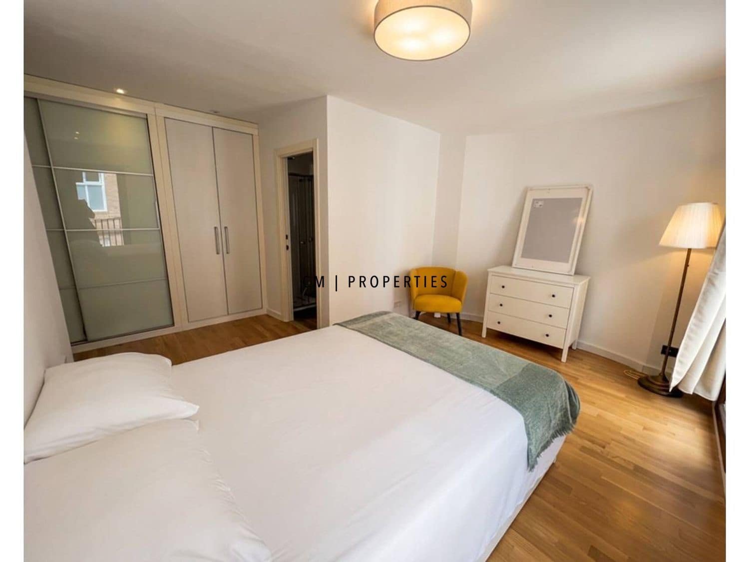 2 soveværelse Villa til leje i Valencia by - € 2.000 (Ref: 9893144)