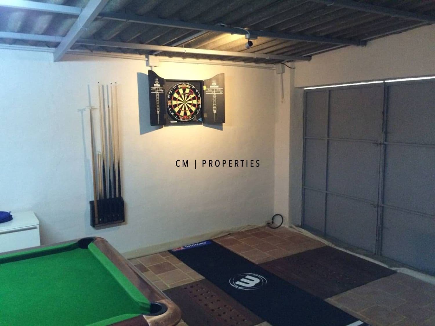 4 soveværelse Villa til leje i Vilamarxant / Villamarchante med swimmingpool garage - € 2.400 (Ref: 9893217)