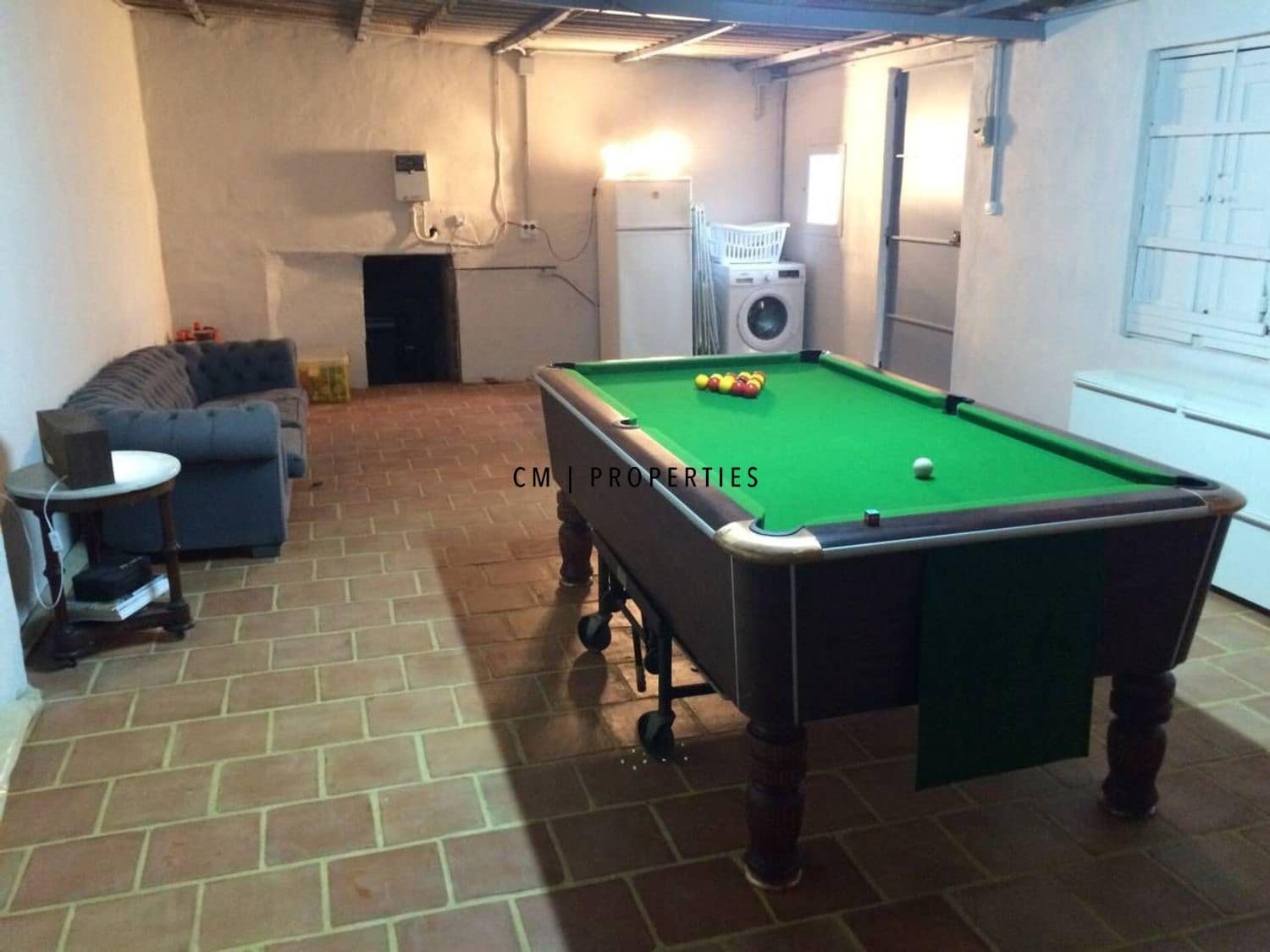 4 soveværelse Villa til leje i Vilamarxant / Villamarchante med swimmingpool garage - € 2.400 (Ref: 9893217)