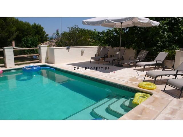 4 bedroom Villa for rent in Vilamarxant / Villamarchante - € 2,400 (Ref: 9893217)
