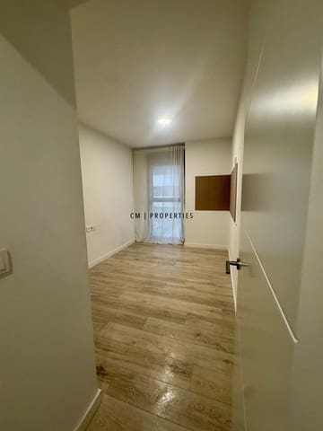 3 bedroom Flat for rent in Quatre Carreres, Valencia city with pool garage - € 2,500 (Ref: 9895147)