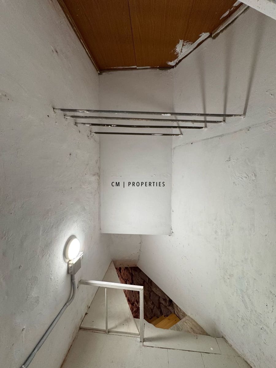 2 slaapkamer Flat te huur in Serra - € 950 (Ref: 9895148)