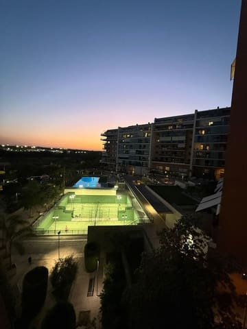 2 bedroom Flat for rent in Paterna with pool garage - € 1,500 (Ref: 9895149)
