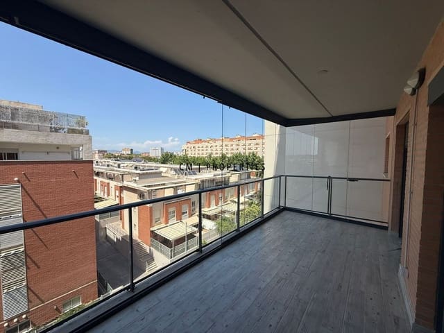 2 bedroom Flat for rent in Paterna with pool garage - € 1,500 (Ref: 9895149)