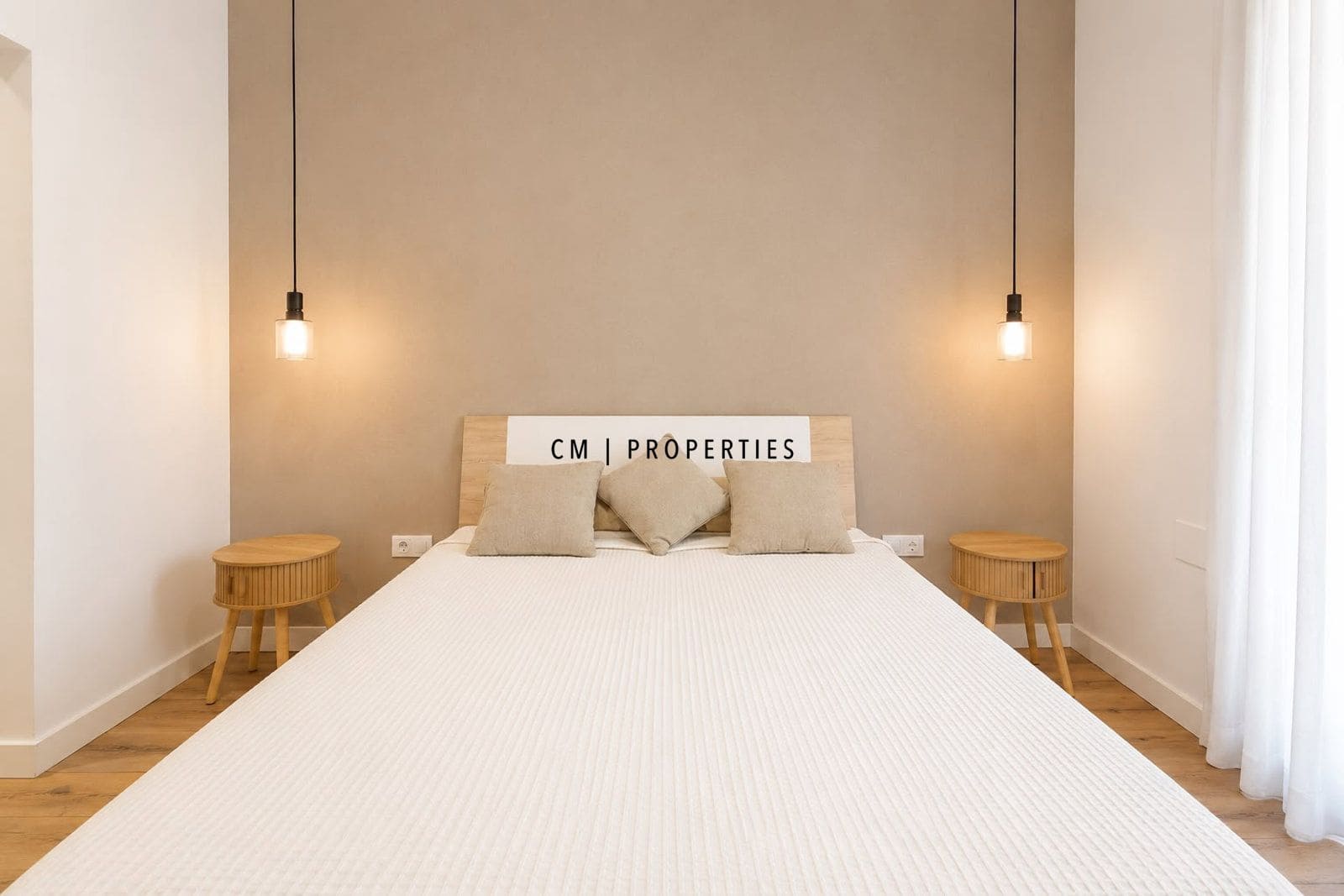 3 soveværelse Lejlighed til leje i Valencia by - € 2.500 (Ref: 9898401)