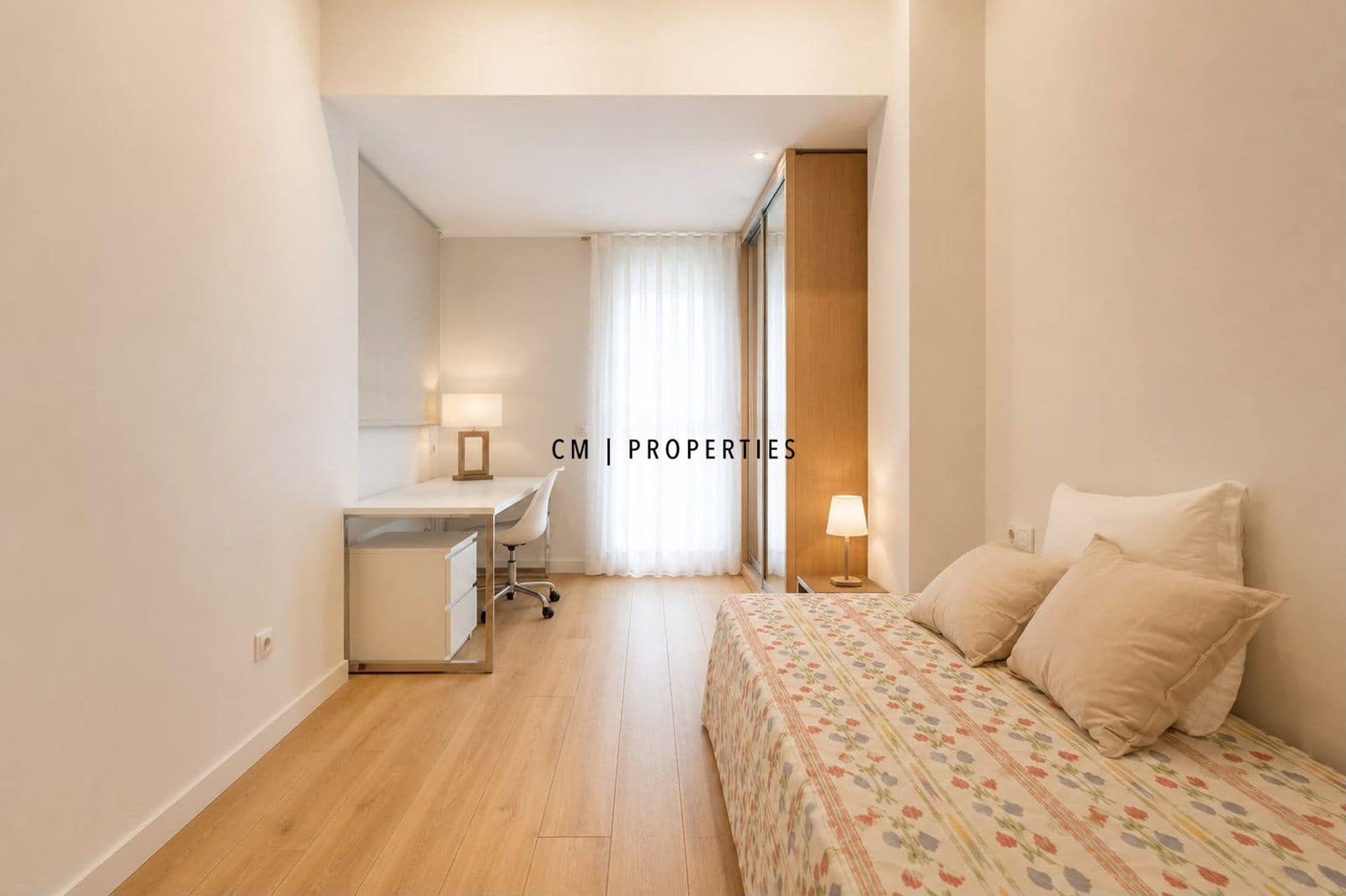 3 soveværelse Lejlighed til leje i Valencia by - € 2.500 (Ref: 9898401)