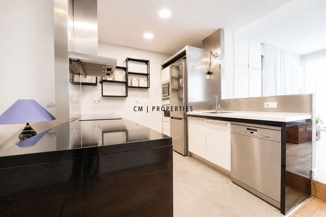 3 soveværelse Lejlighed til leje i L'Eixample, Valencia by - € 2.500 (Ref: 9898401)
